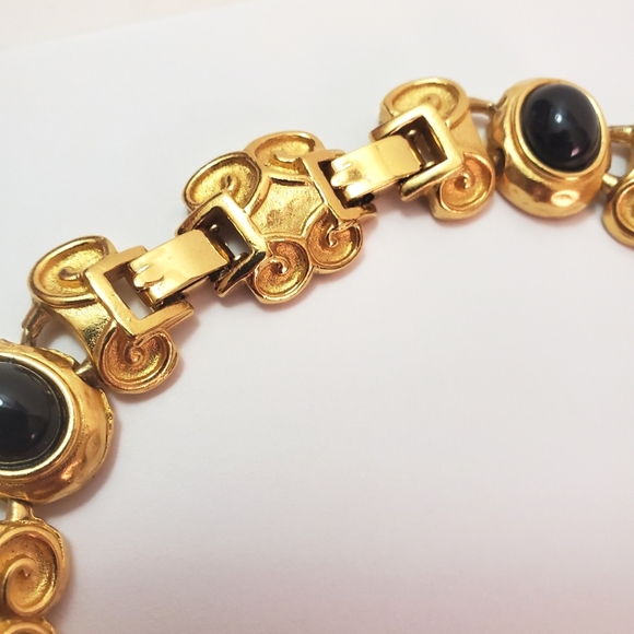 Vintage Oscar de la Renta - Gold Tone Statement Necklace with Black Cabochons - Picture 3 of 11